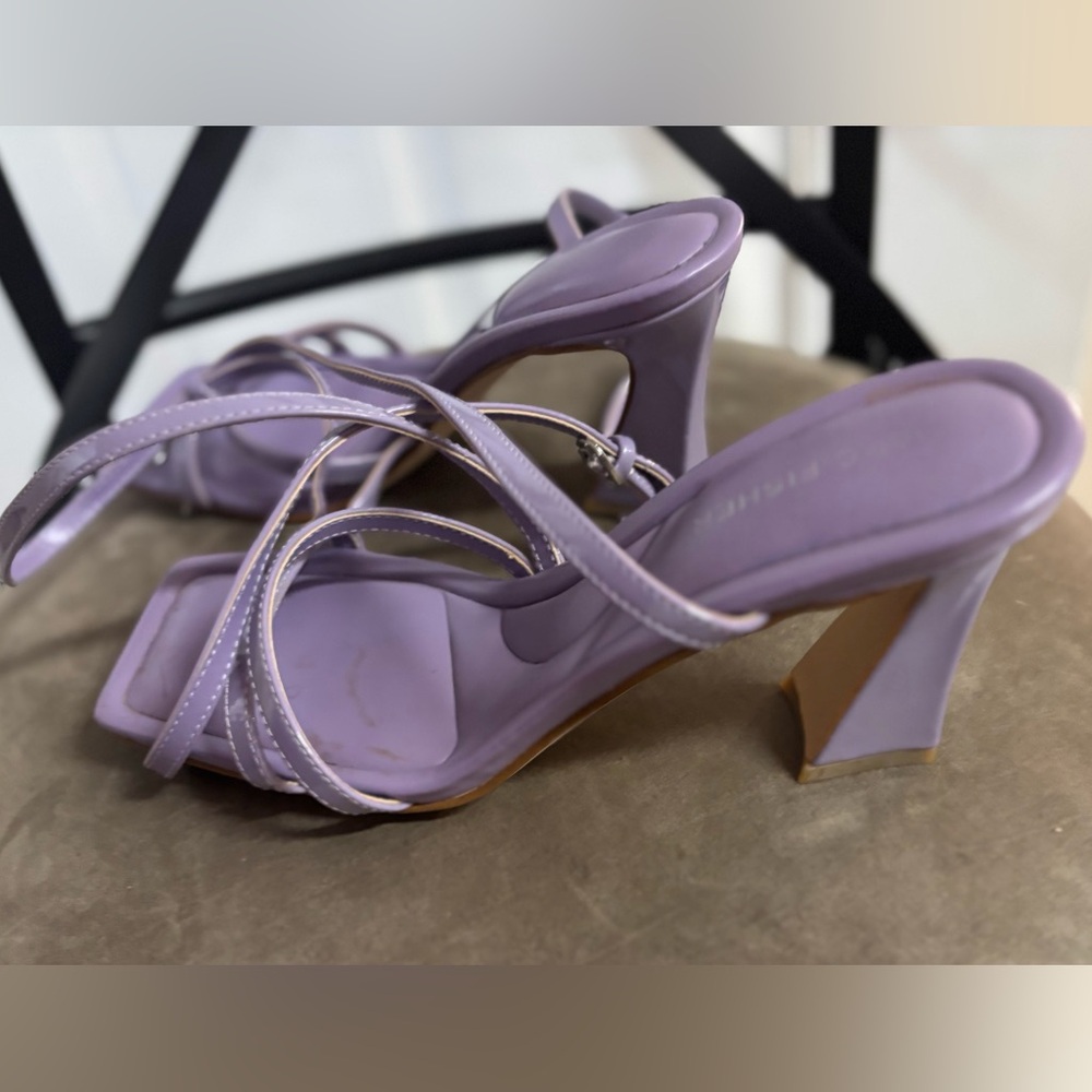 Size 7.5 Marc Fisher light Purple Mahima Strappy 3" Flared Heel Sandal EUC! - Picture 5 of 9